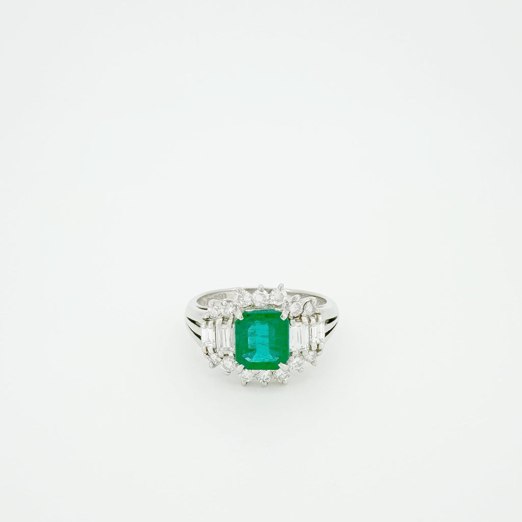 PT850 1.27ct Emerald 0.69ct Diamond Ring