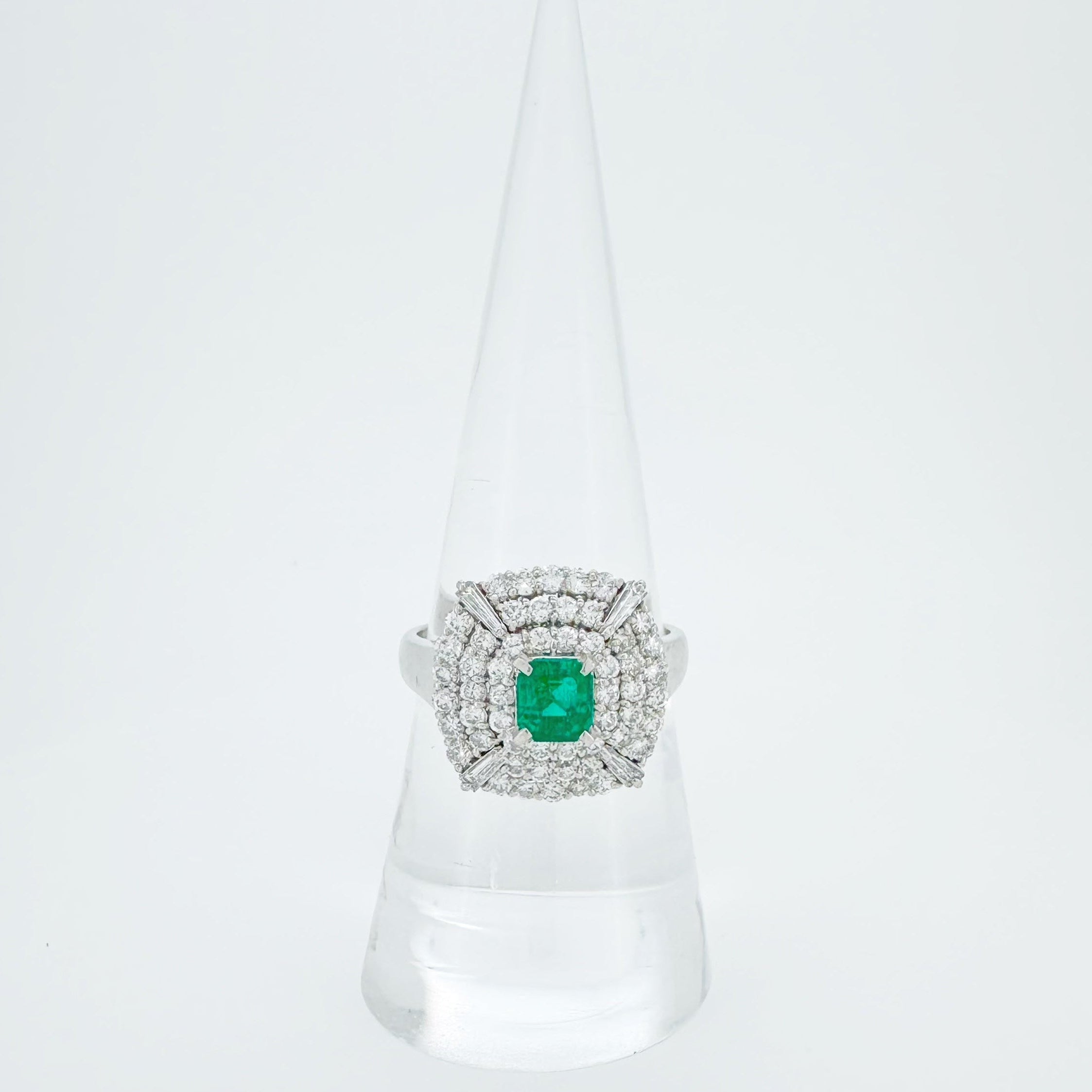 PT900  0.50ct Emerald 1.05ct Diamond Ring
