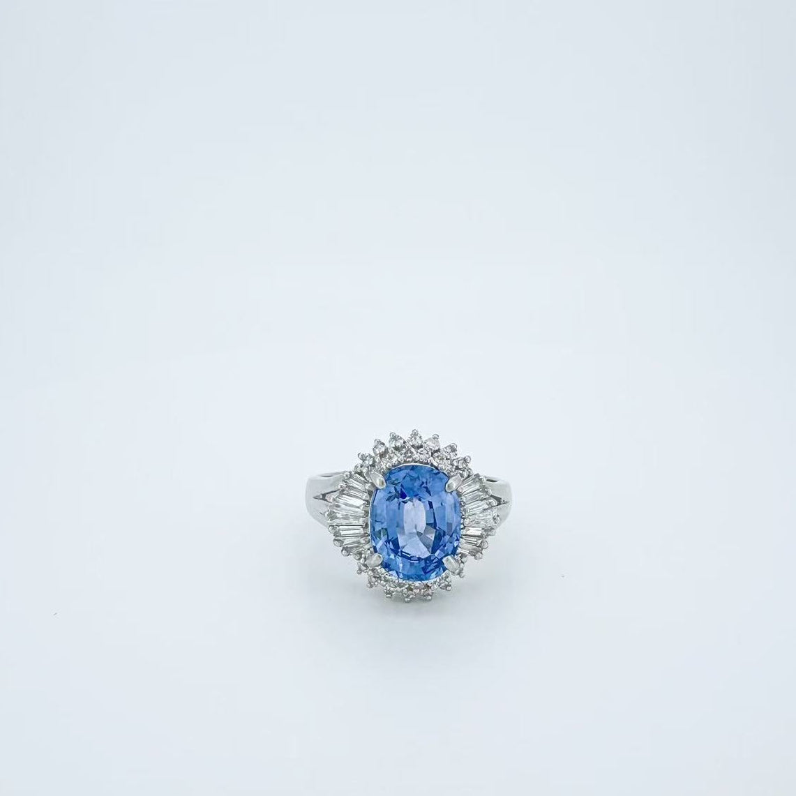 PT900 3.02ct Sapphire 0.60ct Diamond Ring