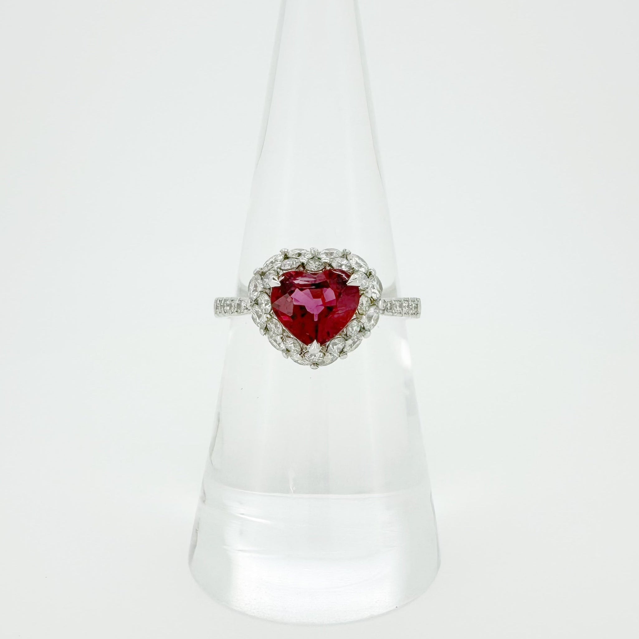 18K 1.35ct Spinel Ring “Jedi” Grade