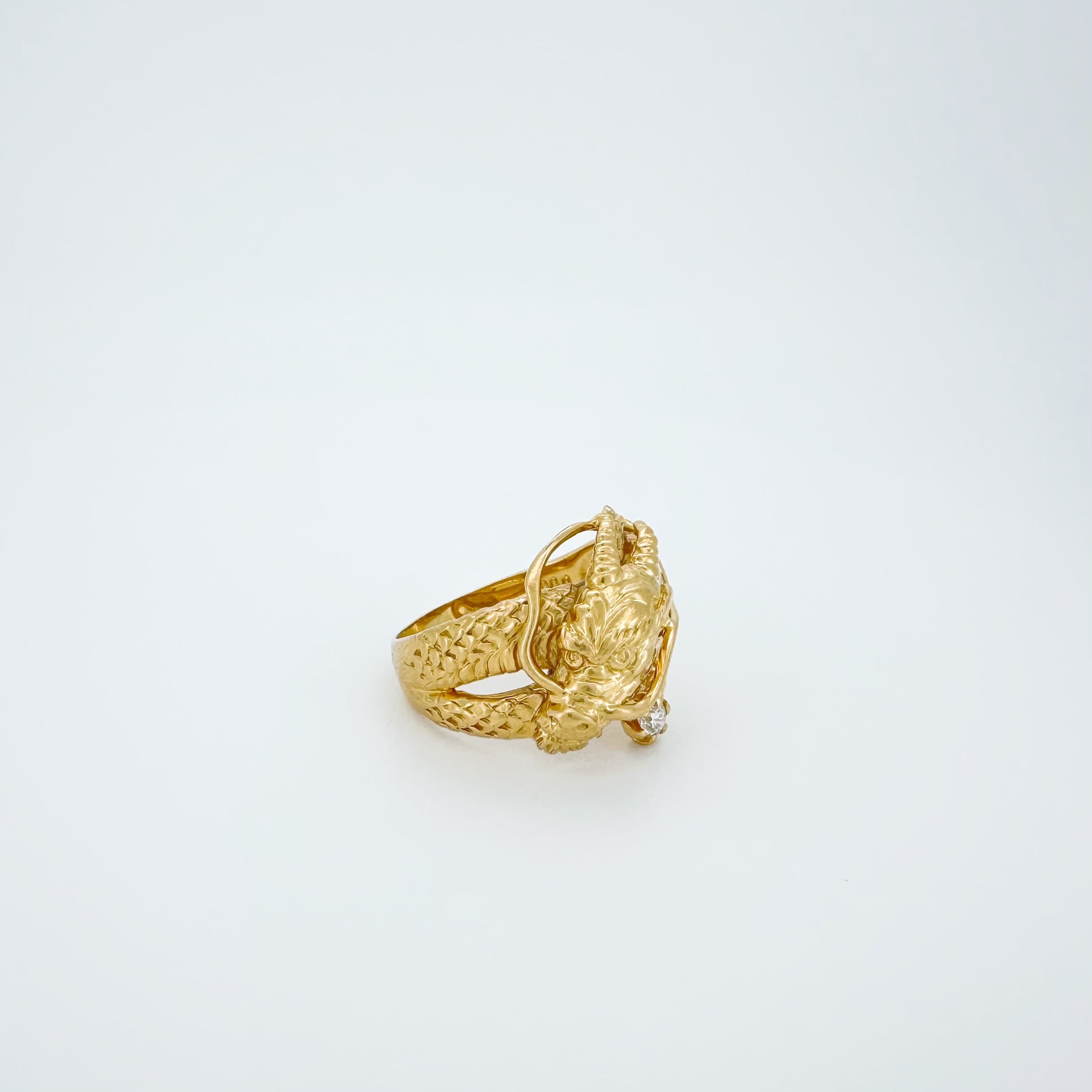 18K Gold Dragon Carved Diamond Ring