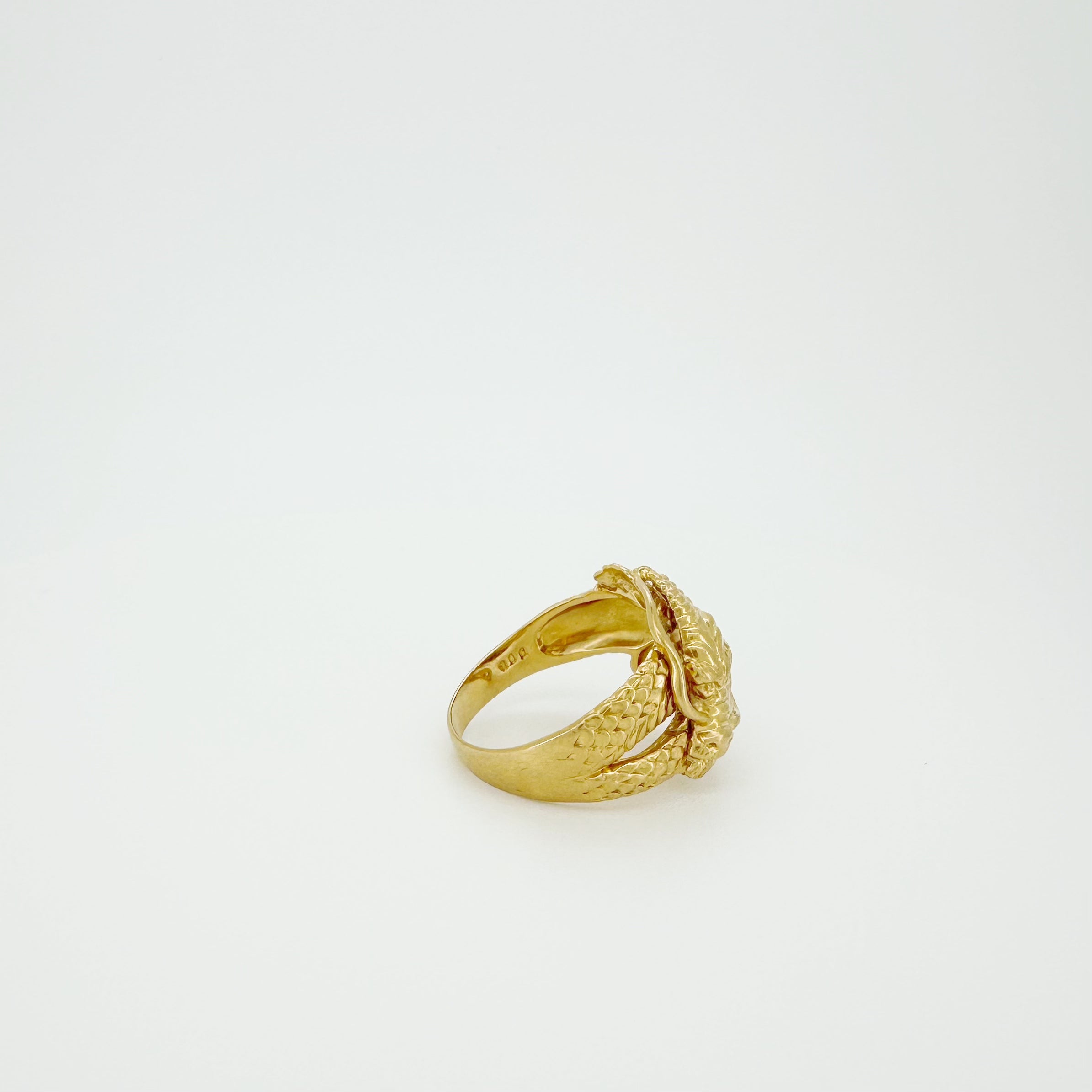 18K Gold Dragon Carved Diamond Ring
