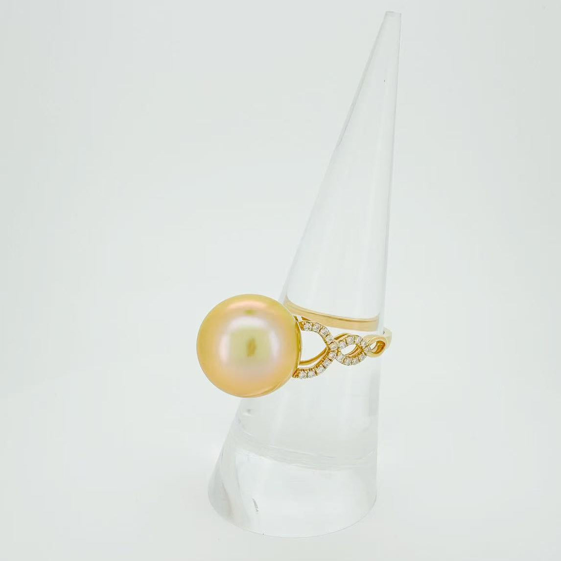 18K Japanese Amami Golden Pearl Diamond Ring